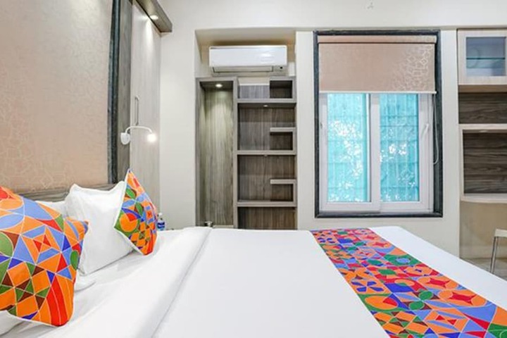 Room 22 of 42