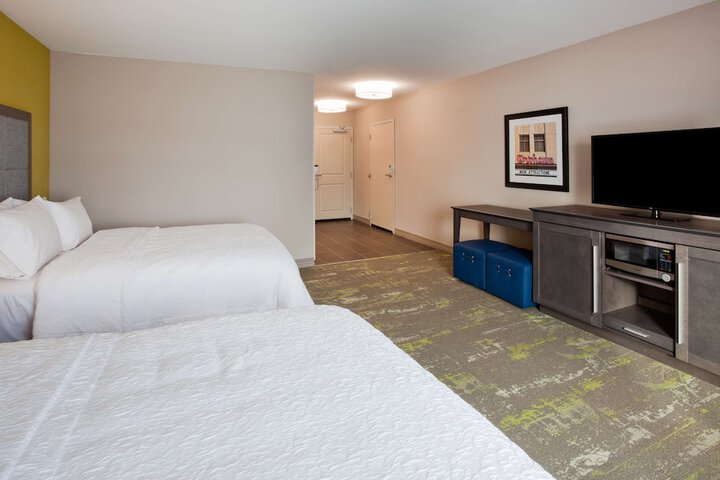 Room 21 of 48