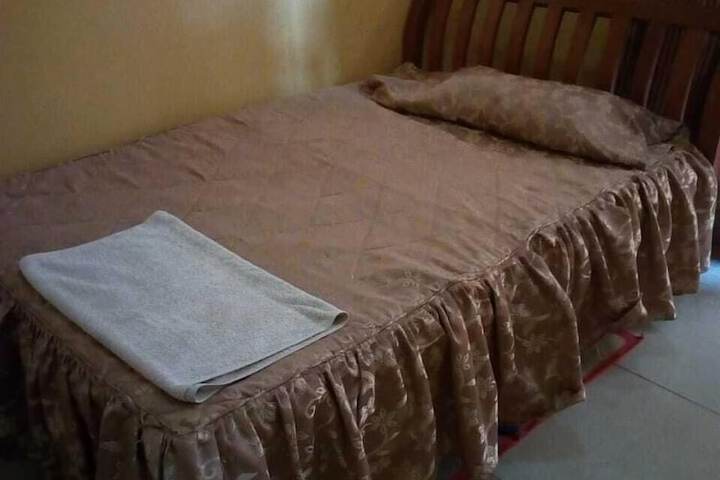 Room 2 of 12