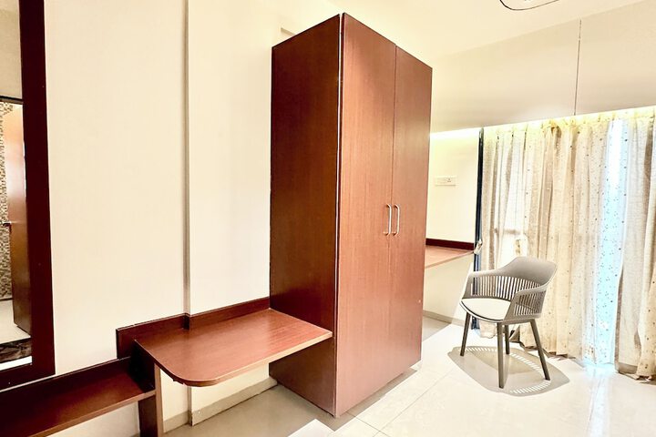 Room 8 of 47