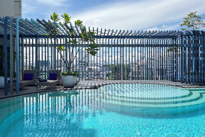 Hotel 90 of 98