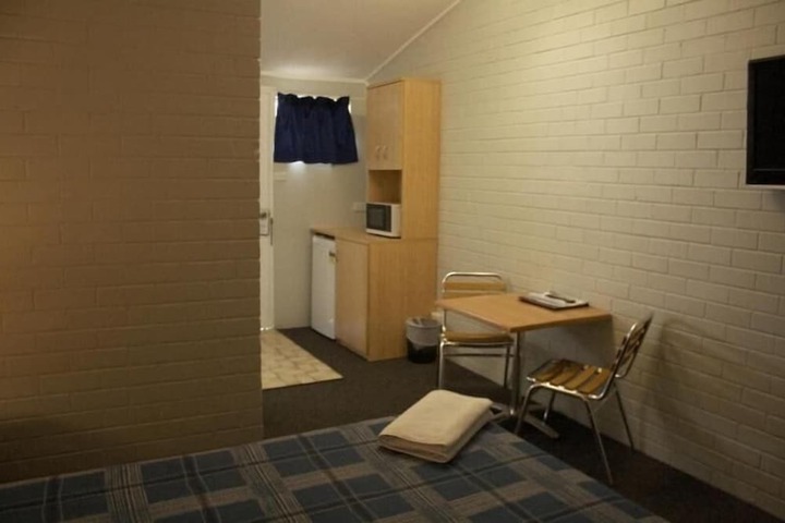 Room 8 of 26