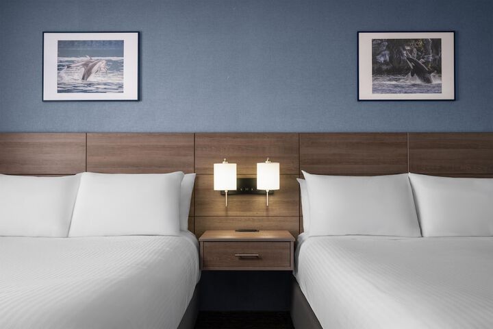 Room 10 of 92