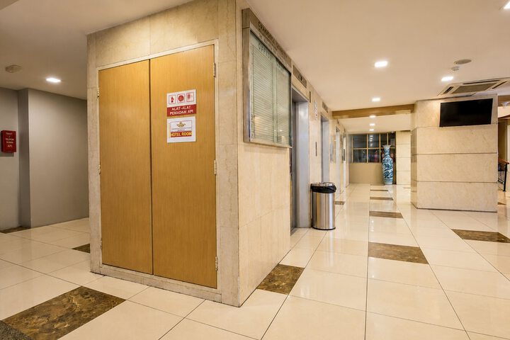 Lobby Photos