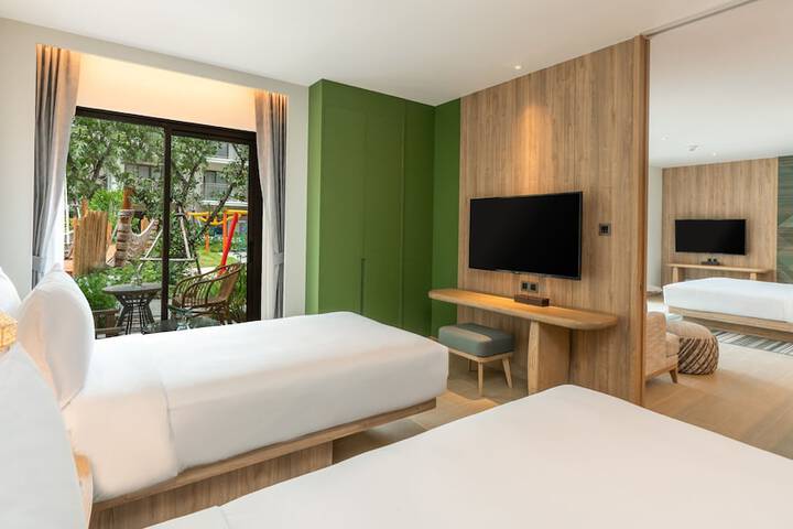 Room 18 of 205