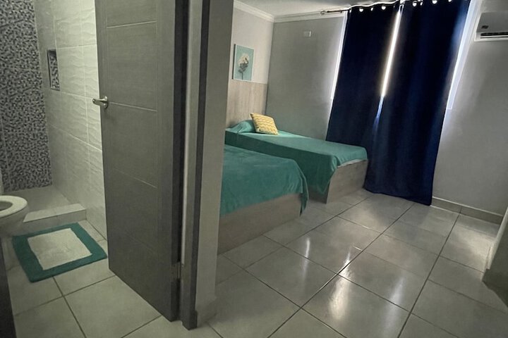 Room 5 of 13