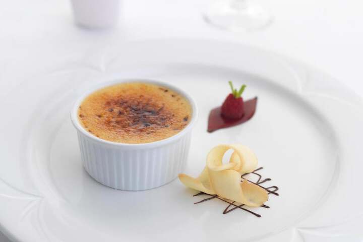 Dining 56 of 74