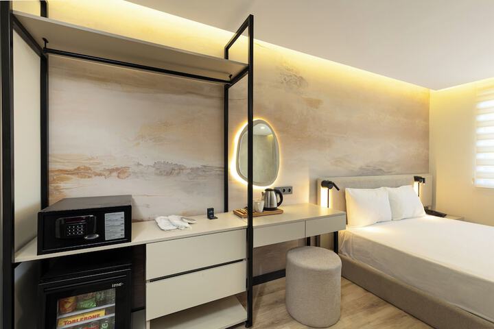 Room 71 of 111