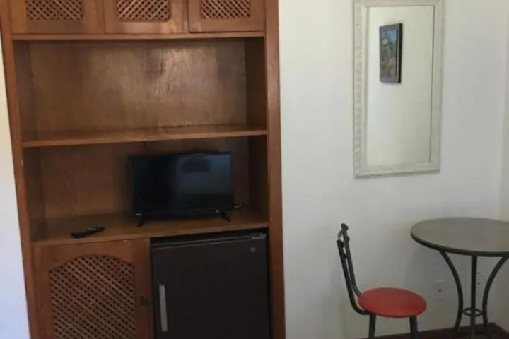 Room 2 of 13