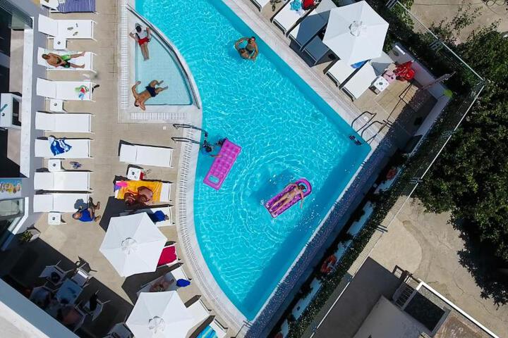 AGRELLI Hotel & Suites