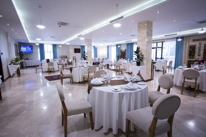 Dining 121 of 160