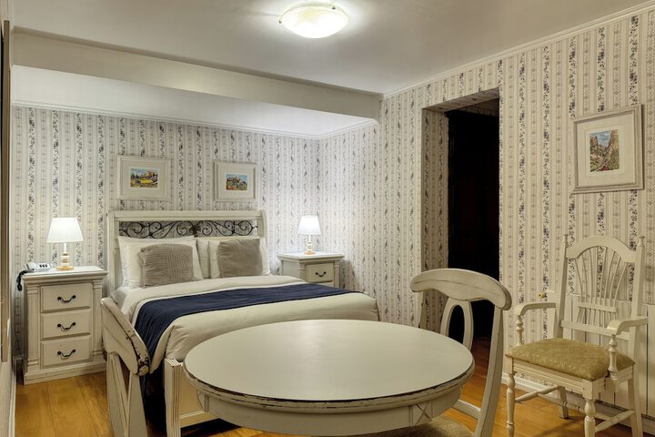 Room 45 of 97