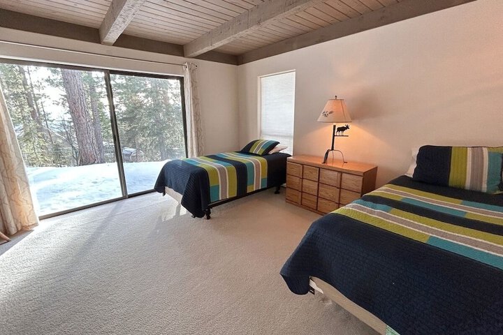 Room 10 of 49