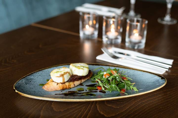 Dining Photos
