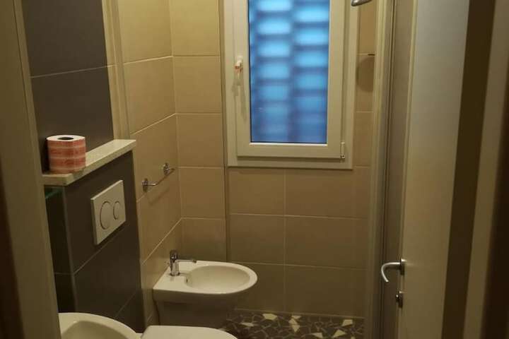 Room 17 of 57