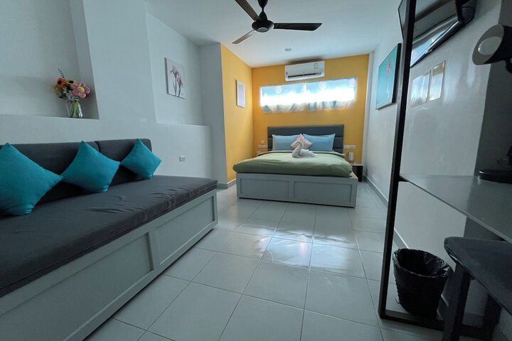 Room 14 of 42