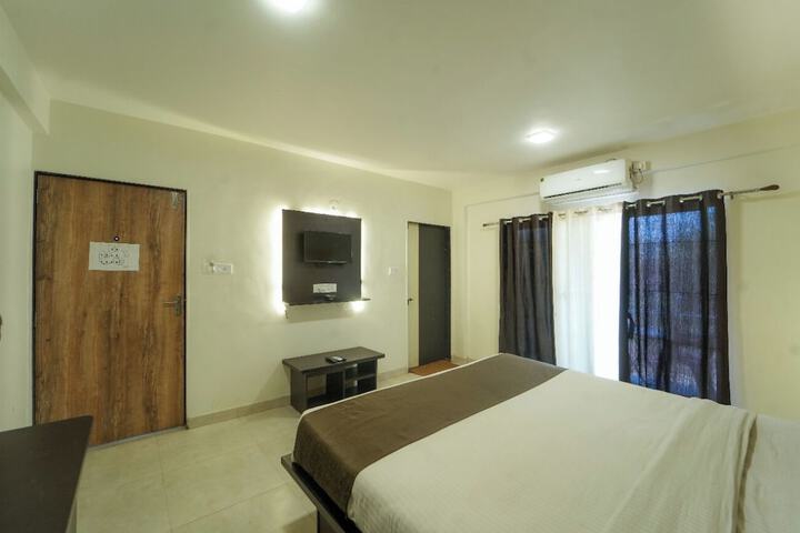 Room 14 of 24