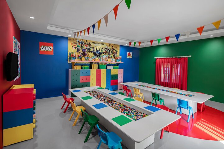 Childrens Activities 121 of 225