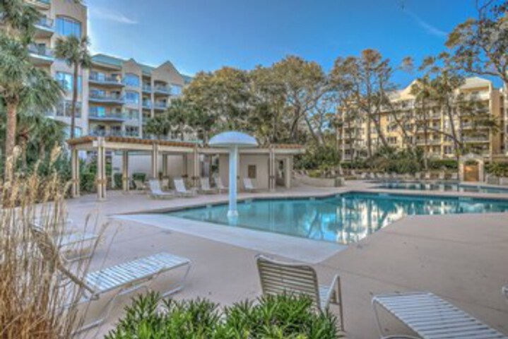 Pool 19 of 30