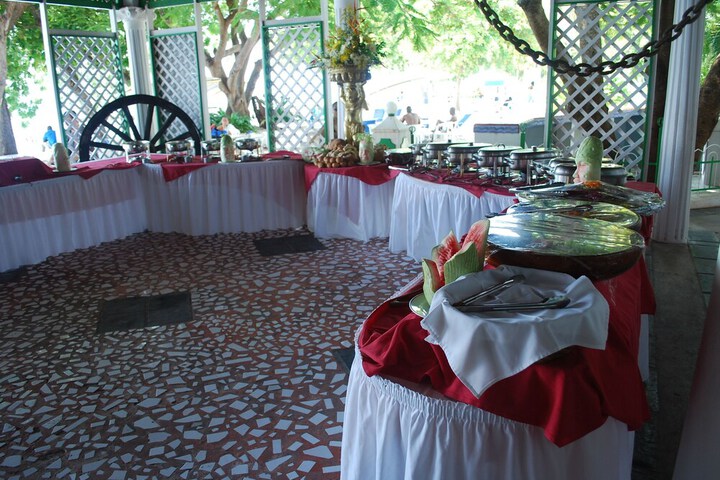 Ballroom/Hall 125 of 224