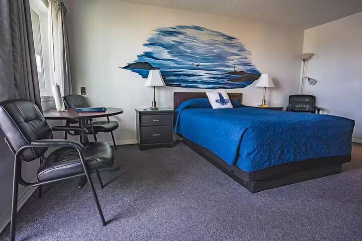 Room 13 of 26