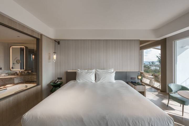 Room 5 of 35
