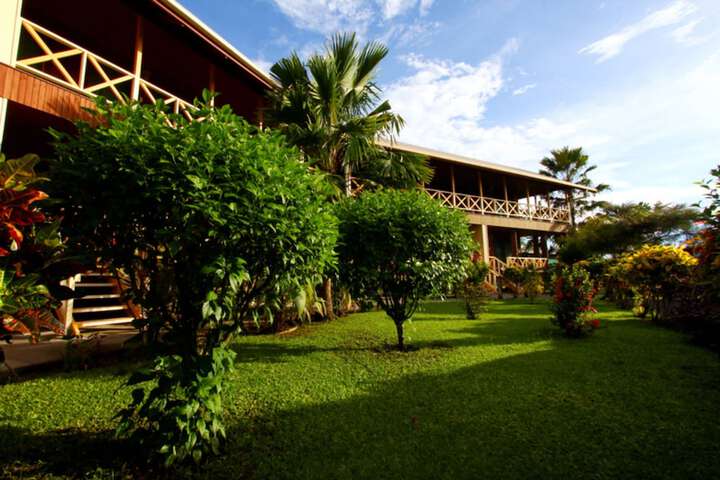 Hotel Entry