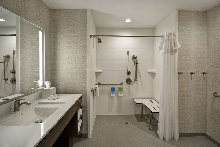 Bathroom shower