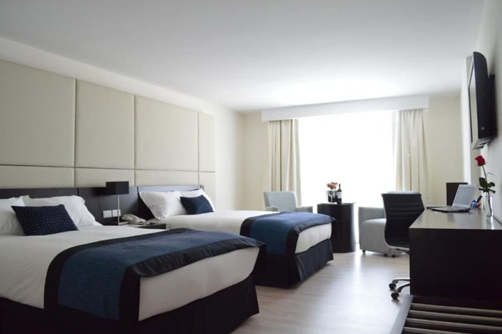 Room 16 of 35