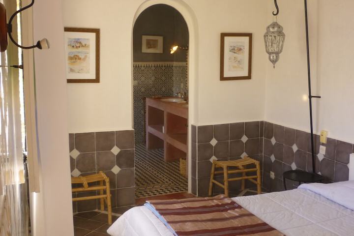 Room 10 of 43