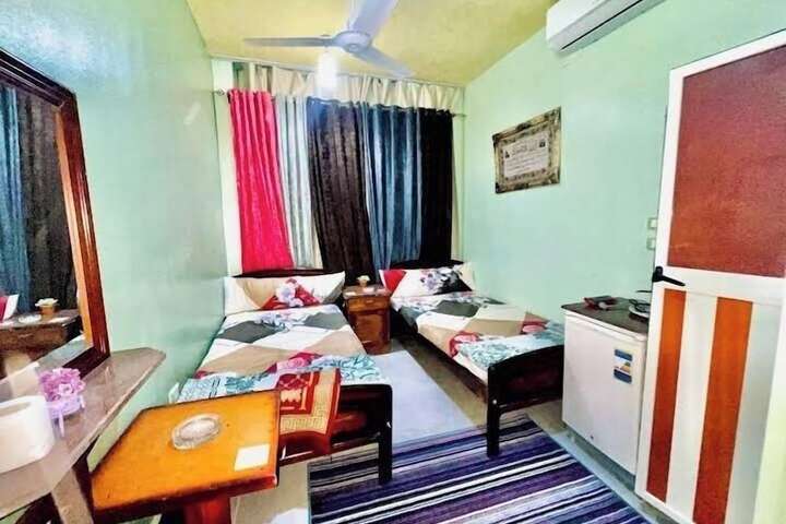 Room 12 of 19