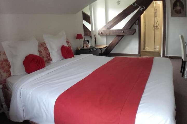 Room 7 of 53