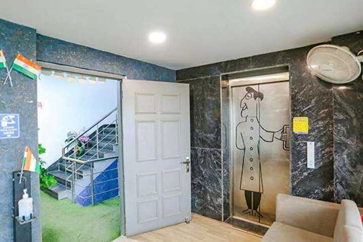 Hotel Interior 17 of 37