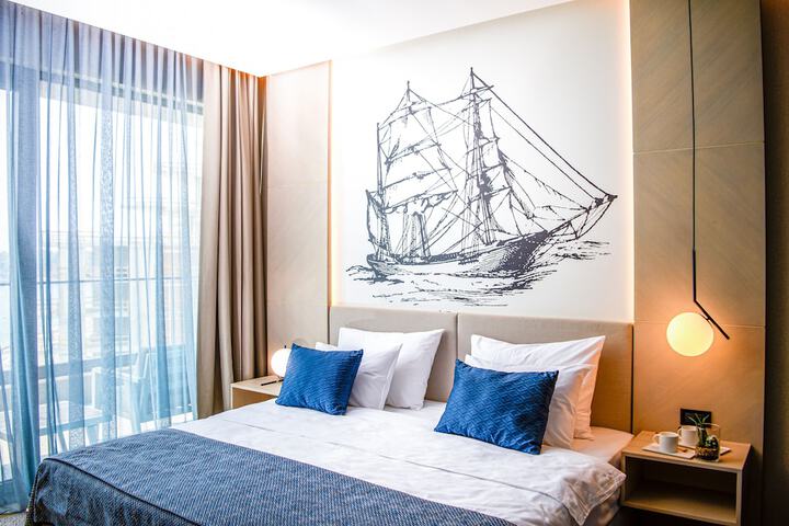 Room 3 of 31