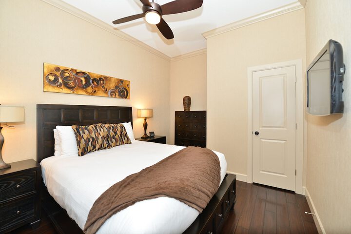 Room 11 of 42