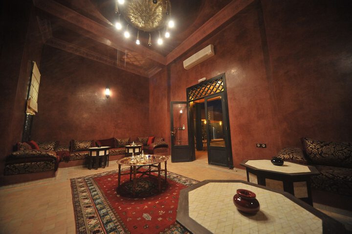 Lounge 26 of 30