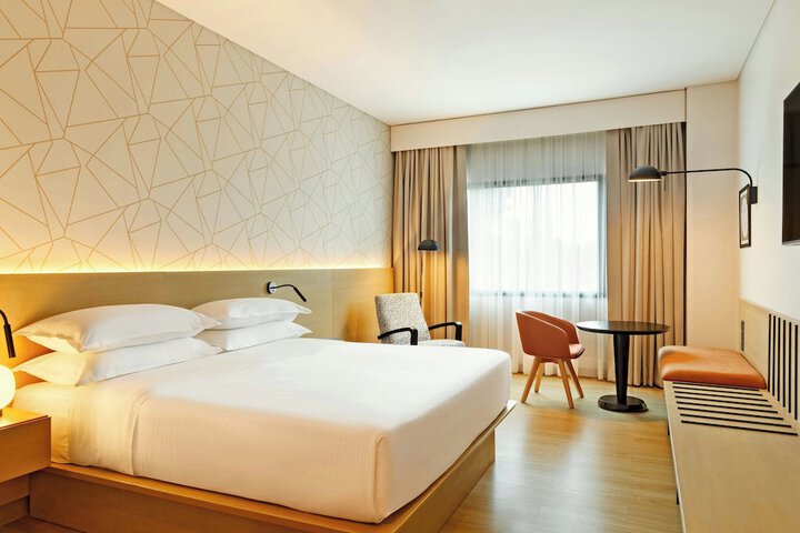 Room 14 of 56