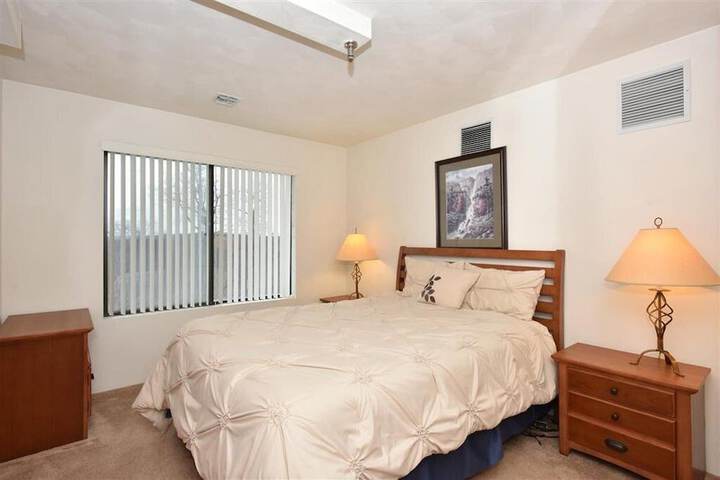 1 Bedroom Condo Villa Queen Bed Sofa (140 of 252)