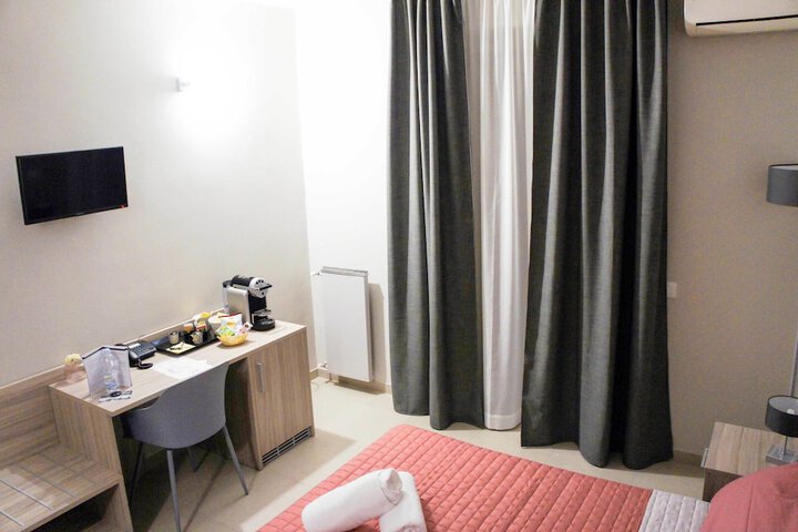 Room 21 of 71