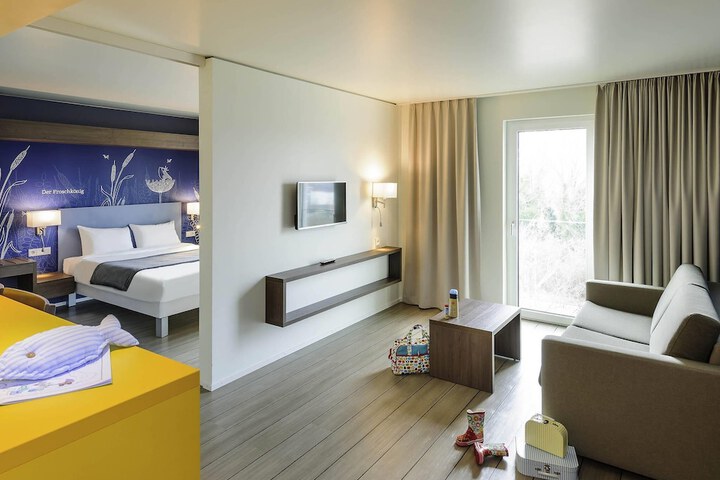 Room 12 of 29