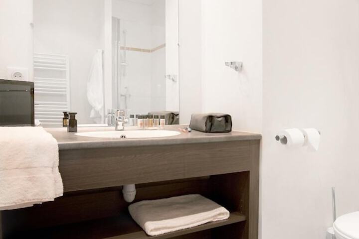 Bath Photo