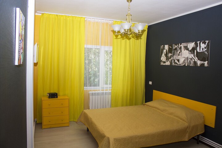 Room 5 of 38