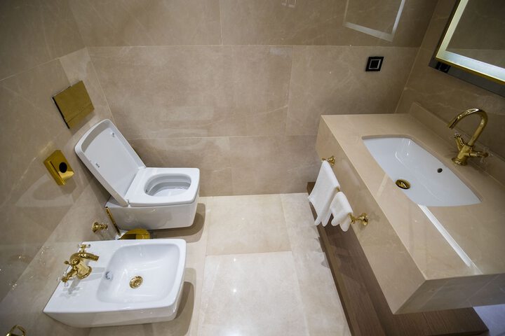 Room 7 of 20