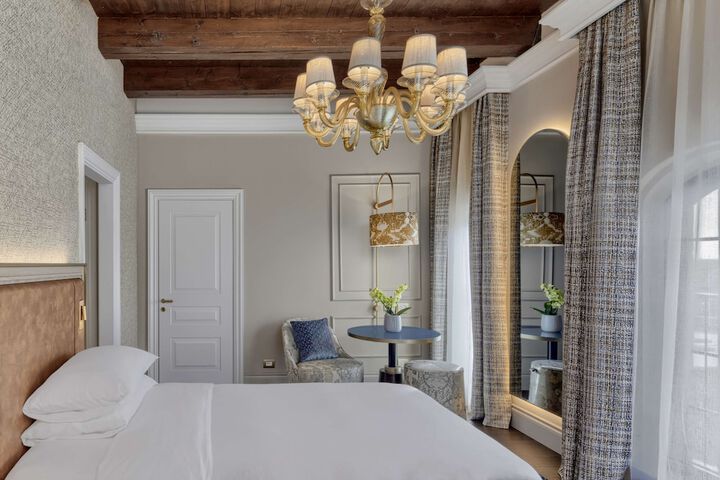 Room 29 of 203
