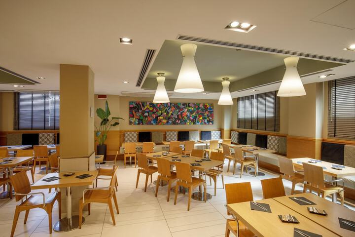 Dining 104 of 188
