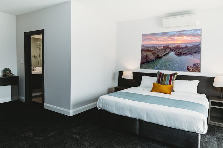 Room 9 of 41