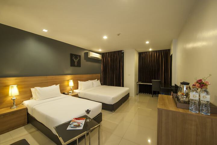 Room 28 of 117