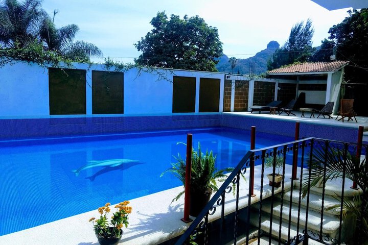 Pool 44 of 65