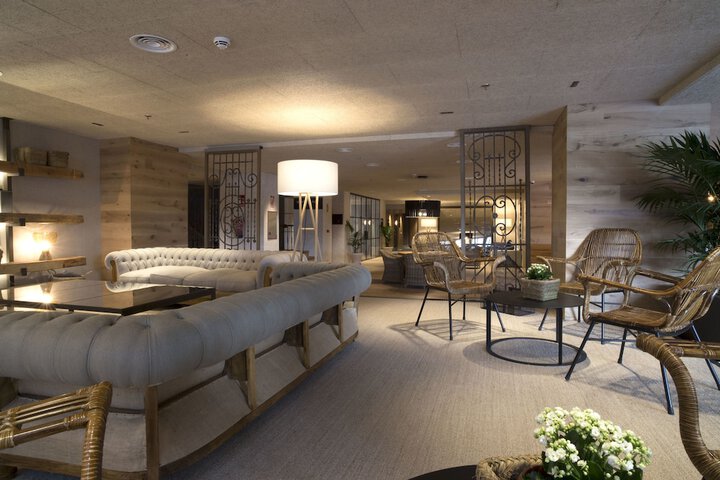 Lobby Photos