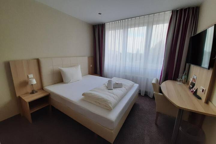 Room 21 of 39